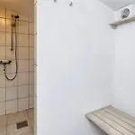 6 Person In Bogense-by Traum בוגנזה