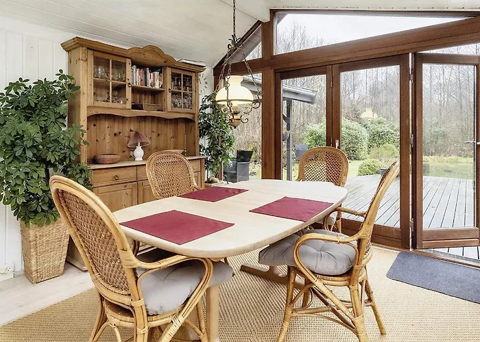 6 Person In Bogense-by Traum * Bogense