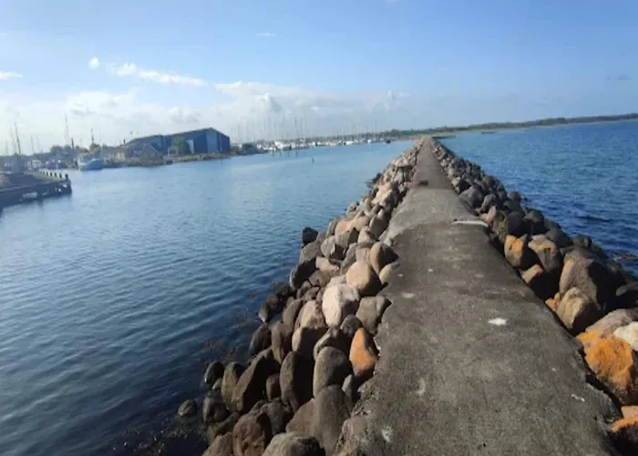 6 Person In Bogense-by Traum *